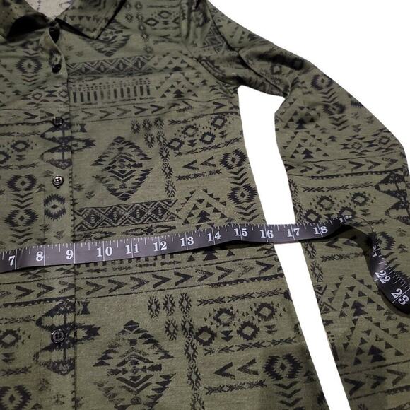 Women's Green Aztec Print Long Sleeve Button Front Shirt Dress Size Small - Picture 12 of 13